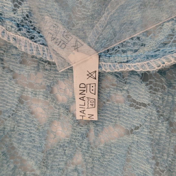 St Mario Women's Top Size Medium Blue Sheer Lace Long Sleeve Button Front Collar - Picture 13 of 13